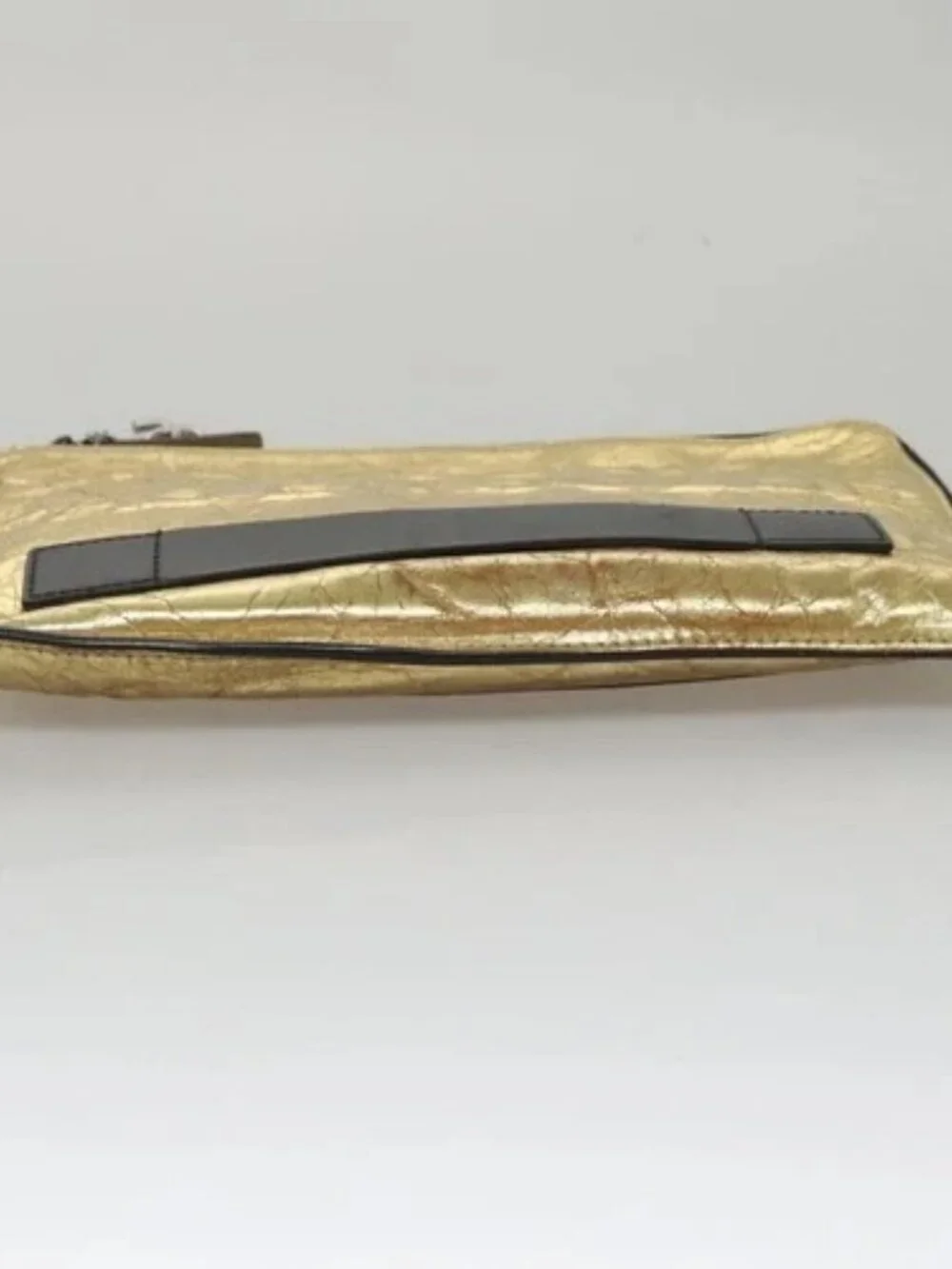 CHANEL Clutch Bag Leather Gold CC Auth 107504